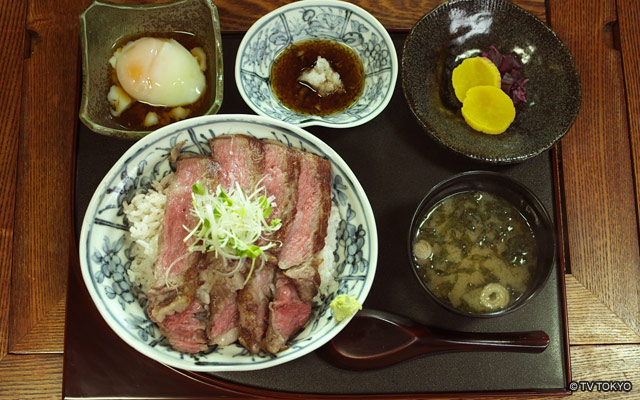 足柄牛のステーキ丼（ご飯大盛り）