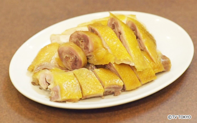 丸鶏の塩蒸し焼き(半羽)