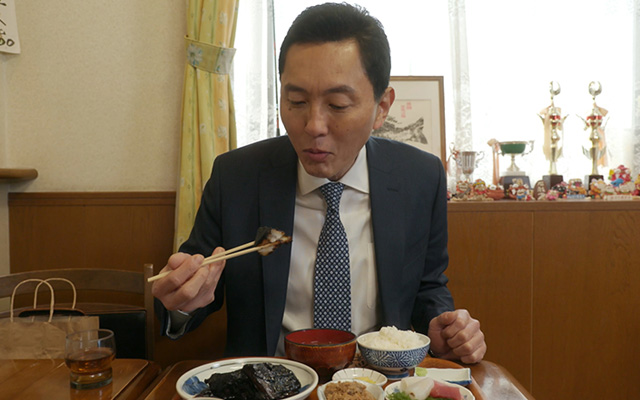 千葉県浦安市の真っ黒な銀ダラの煮付定食