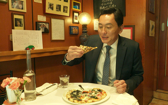 東京都墨田区東向島の納豆のピザと辛いパスタ