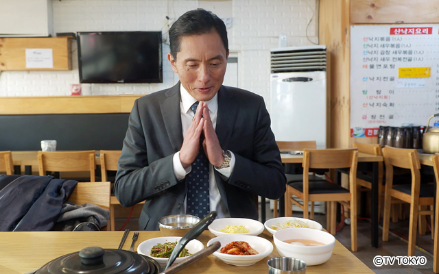 福岡県福岡市のカワハギ活き造り定食と韓国釜山市のナッコプセ（タコのピリ辛炒め）